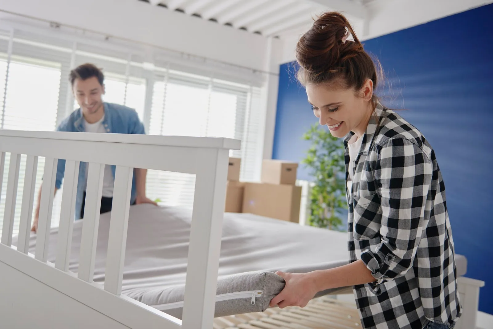 How to Move a Mattress the Right Way