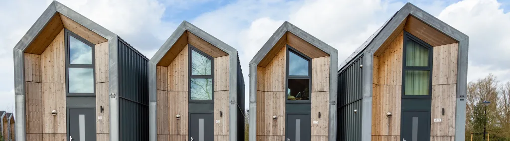 Mini maison en hauteur/cube