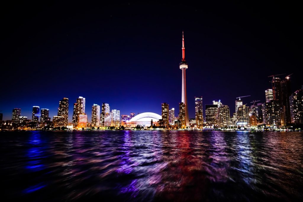 Tononto at night