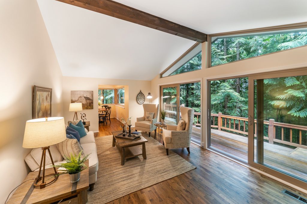 housewarming-use-in-and-outdoor-space