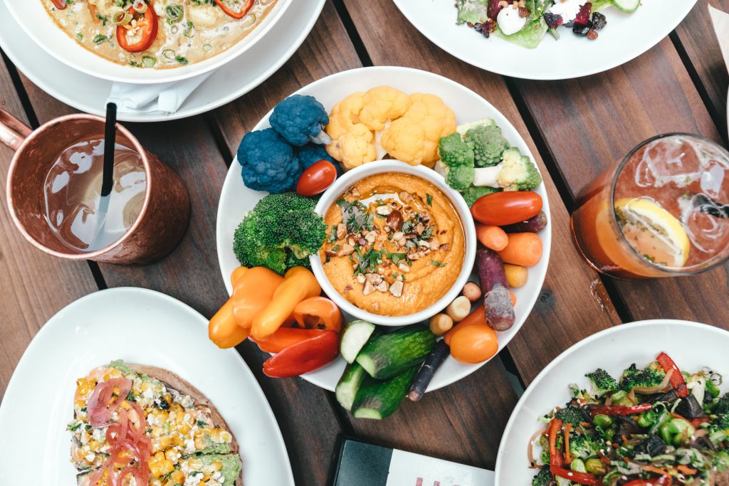 potluck-food-simple-practical-housewarming
