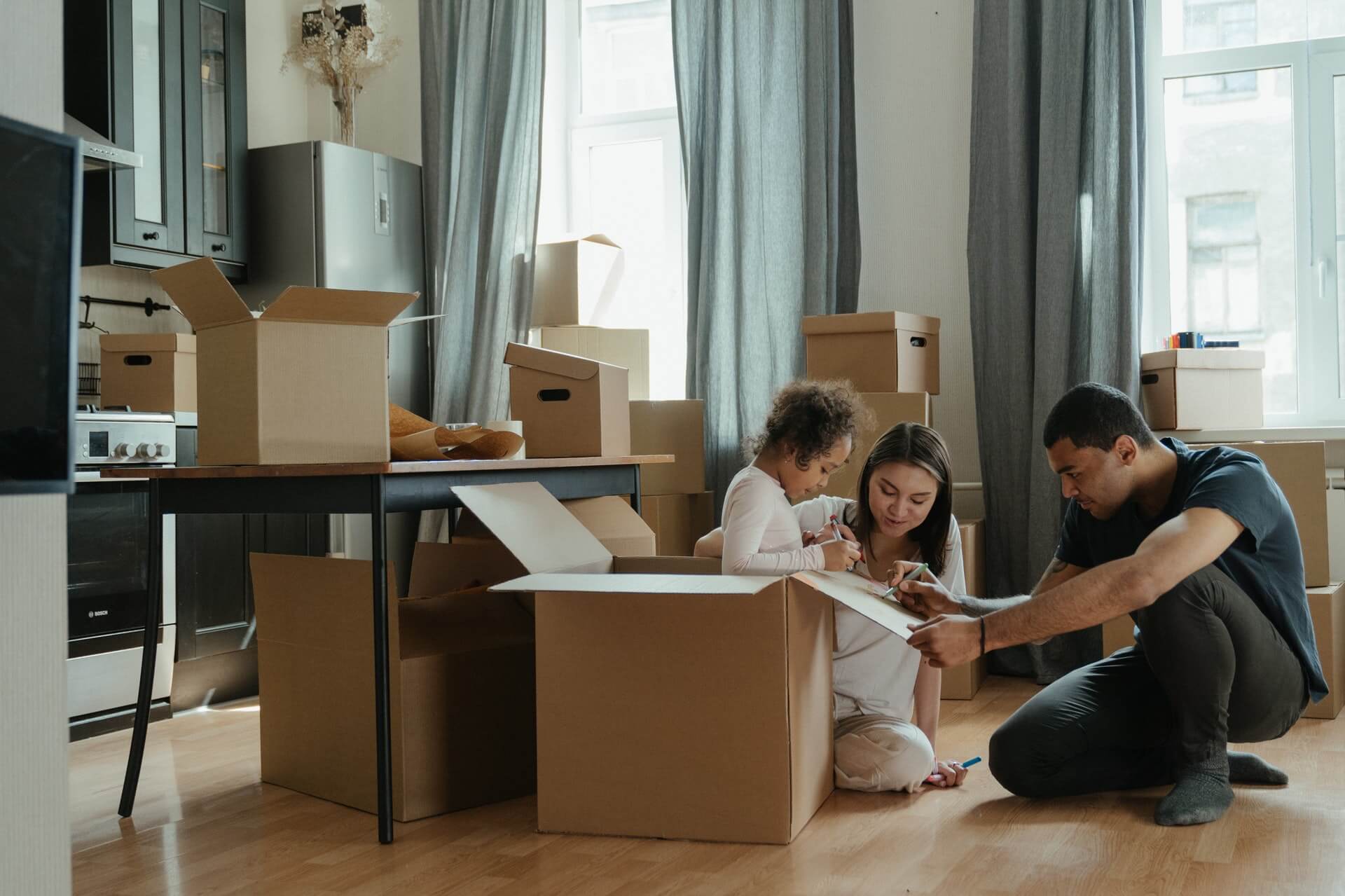 Top 5 Best Places to Buy Moving Supplies in Edmonton