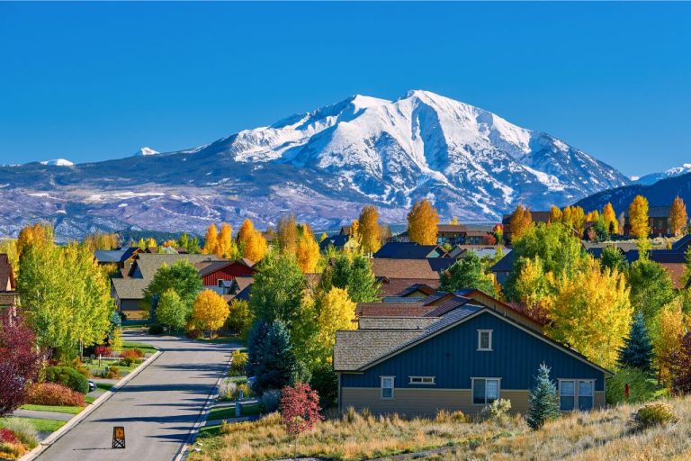 How Much Does It Cost to Live in Colorado? 2023 MovingWaldo