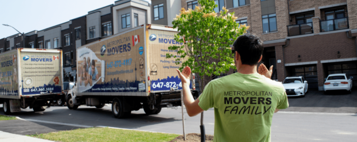 metropolitan movers truck