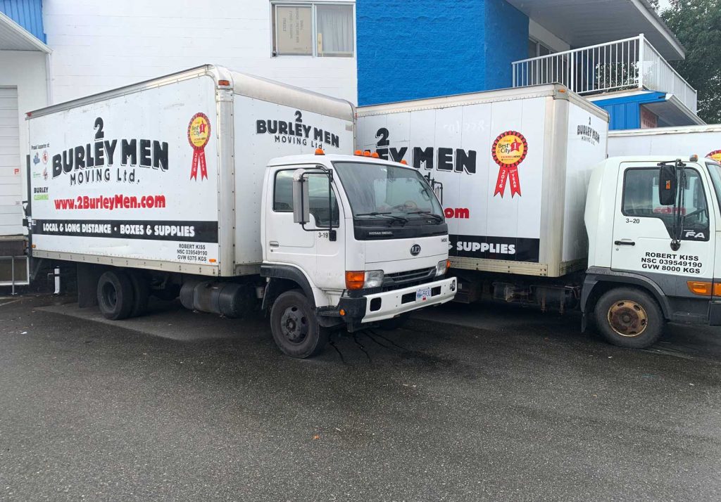 2 Burley Men Moving Review 2 Burley Men Moving Review