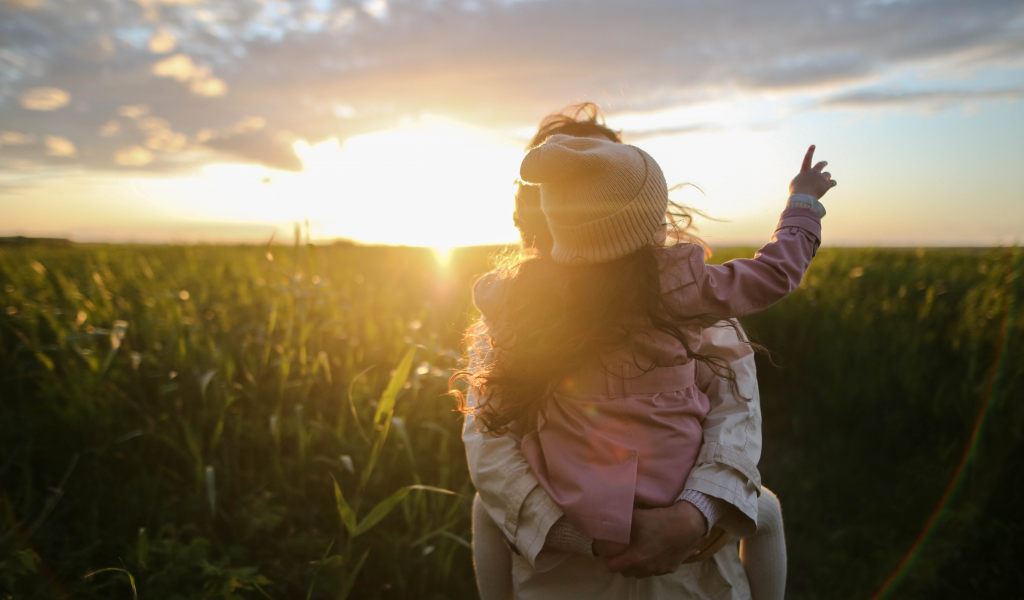 Cheapest Provinces to Live in Canada with the Best Quality of Life – 2022 family living in one of the cheapest provinces in Canada with the best quality of life