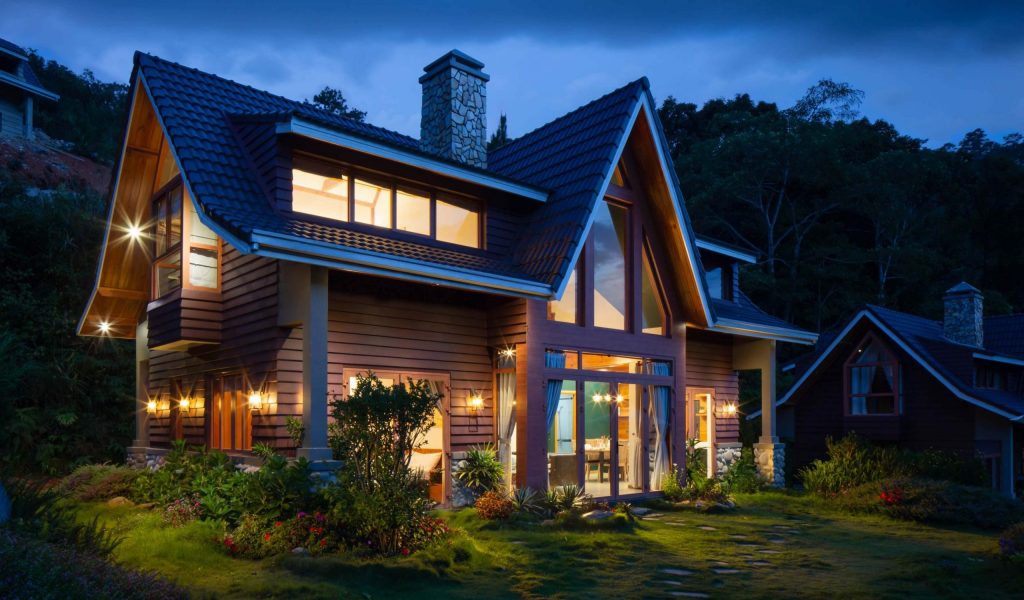 House (1) House (1)