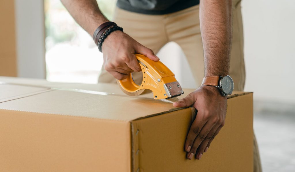 Step 2 Reinforce Your Moving Boxes Step 2 Reinforce Your Moving Boxes