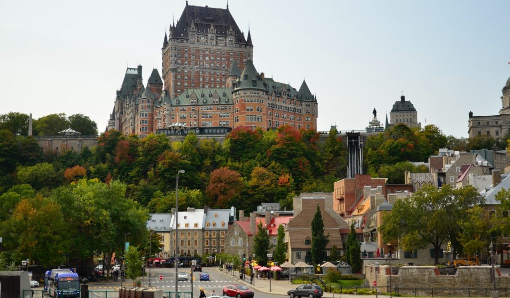 8. Ville de Québec 8. Ville de Québec