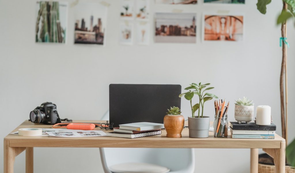 desk organization ideas and tips